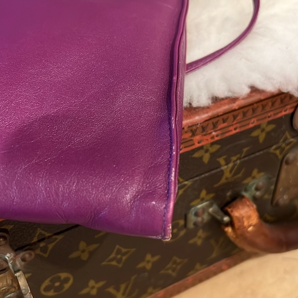 Vintage DVF Crossbody Bag - Picture 5 of 9